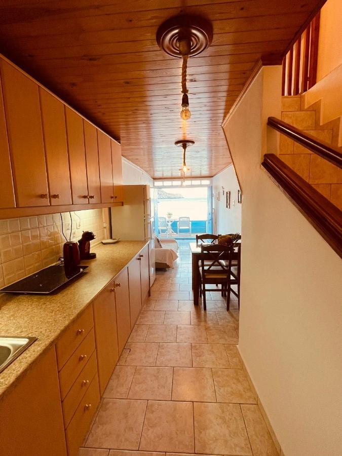 Erginas Boat House Apartment Plaka  Ngoại thất bức ảnh