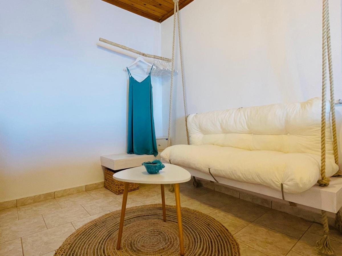 Erginas Boat House Apartment Plaka  Ngoại thất bức ảnh